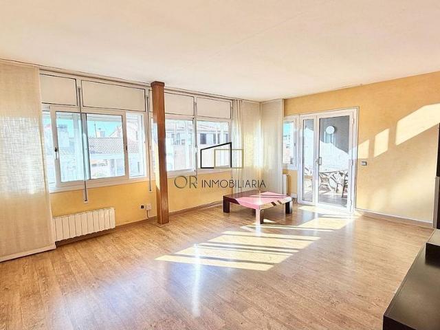 Piso en venta en Vilafranca del Penedès, de 100 m² 4 habitaciones por 240.000