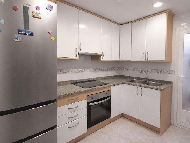 Piso en venta en calle D'oriol, Vilafranca del Penedès, de 80 m² 4 habitaciones por 190.000