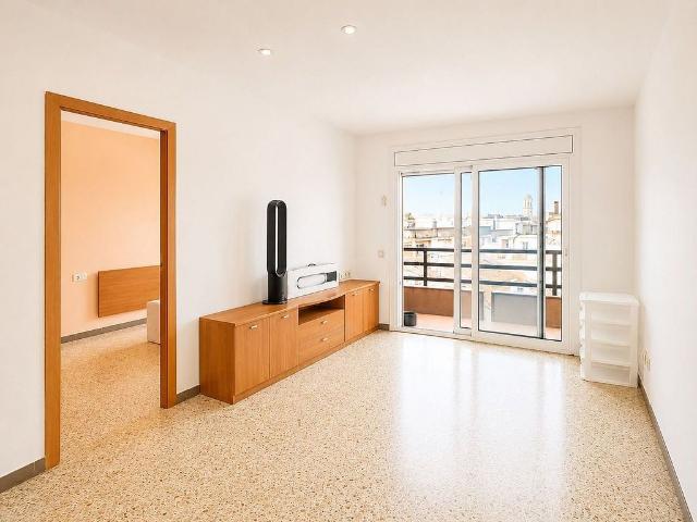Piso en venta en Vilafranca del Penedès, de 75 m² 2 habitaciones por 129.900