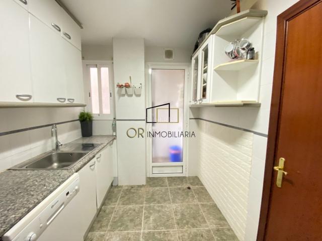 Piso en venta en Vilafranca del Penedès, L´Espirall. Piso de vivienda protección oficial de 3 habitaciones, terraza y ascensor en El Espirall de Vilafranca del Penedès. Pisos Vilafranca del.