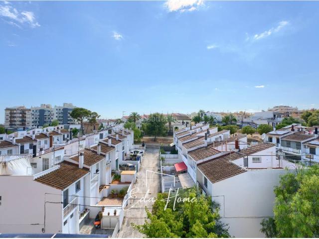 Piso en venta en Vilanova i la Geltrú, Molí de Vent Costa Dorada. Amplio piso de 110 m con gran balcón y vistas despejadas en Sant Joan. Pisos Vilanova i la.