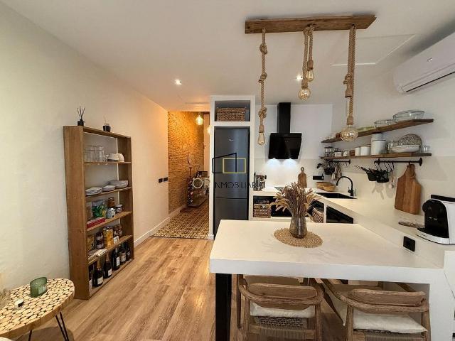Piso en venta en Vilanova i La Geltrú, de 61 m² 2 habitaciones por 290.000