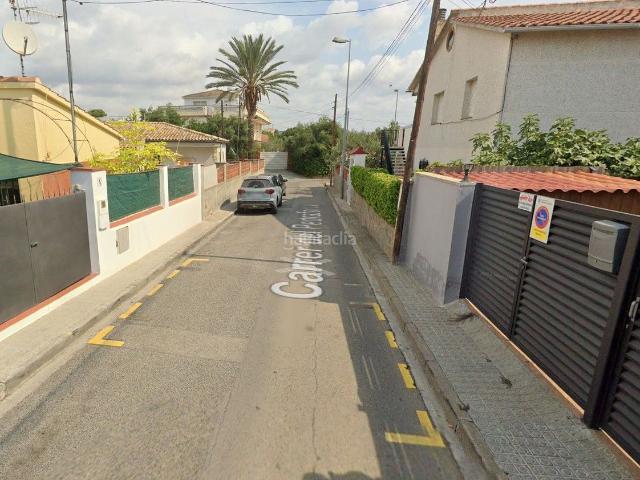 Piso en venta en Vilanova i la Geltrú, La Collada Sis Camins Costa Dorada. Chalet adosado en venta en calle Pedraforca. Pisos Vilanova i la.