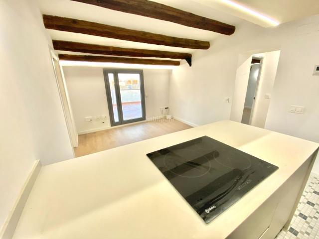 Piso en venta en Vilanova i la Geltrú, La Geltrú Sant Jordi Costa Dorada. Ático de Diseño con Terraza 30m en el Corazón de Vilanova Ascensor en proyecto. Pisos Vilanova i la.