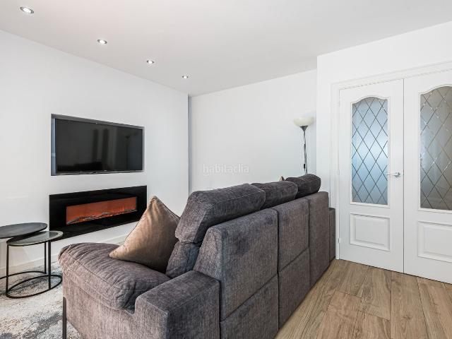 Piso en venta en Vilanova i la Geltrú, La Geltrú Sant Jordi Costa Dorada. Piso reformado de 4 habitaciones y 2 baños en pleno centro de Vilanova i la Geltrú ¡Listo para entrar a vivir!. Pisos.
