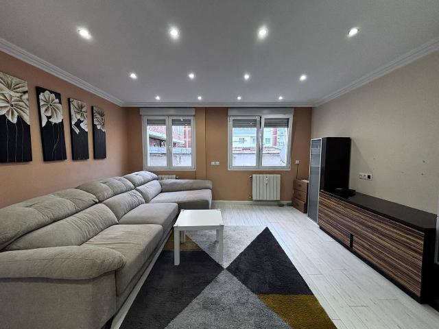 Piso en Venta en Villa Pilar