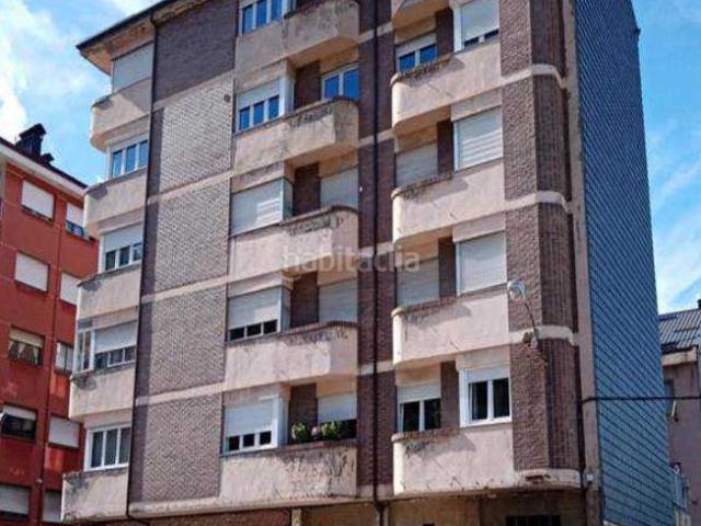 Piso en venta en Villablino. INMUEBLE ALQUILADO SIN ACCESO AL INTERIOR. Pisos.