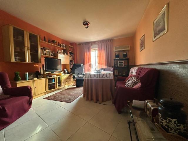 Piso en venta en Villanueva de la Serena. EXCELENTE OPORTUNIDAD PISO EN VENTA LISTO PARA ENTRAR A VIVIR O IDEAL COMO INVERSION. Pisos Villanueva de la.