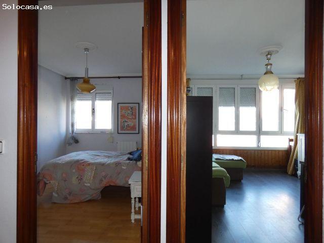 Piso en Venta en Villar de Luarca, Asturias
