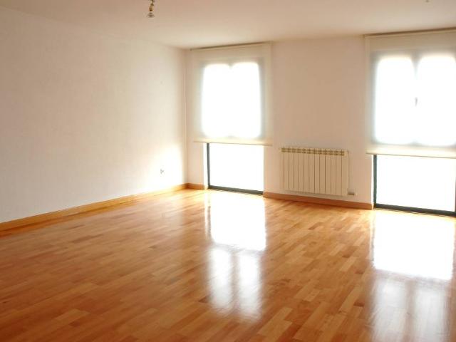 Piso en Venta en Villares de la Reina
