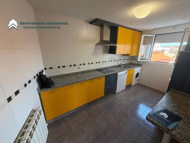 Piso en venta en Villares de la Reina
