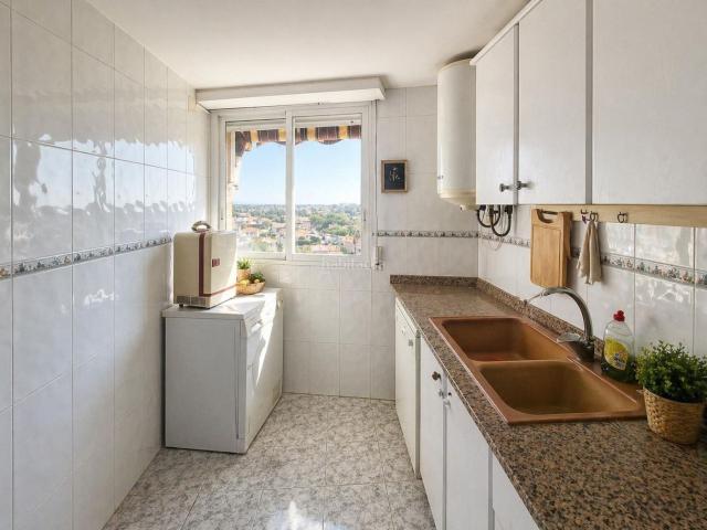 Piso en venta en Villarreal Vila real, Cariñena Carinyena. Apartamento en el Puerto de Burriana a unos Pasos de la Playa. Pisos Villarreal Vila.