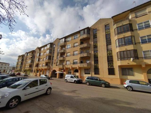 Piso en Venta en Villarrobledo
