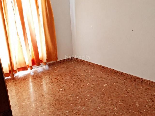 Piso en venta en Villatorres. Piso en venta en Villargordo, 4 dormitorios. Pisos.