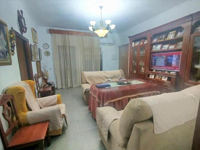 Piso en venta en Villaverde del Río. OPORTUNIDAD ÚNICA EN VILLAVERDE DEL RÍO!. Pisos Villaverde del.