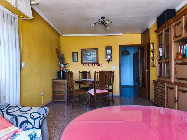 Piso en venta en Villena, Maestro Carrascosa Banda de Música. Amplio y Luminoso Piso en el Corazón de Villena 125.000. Pisos.