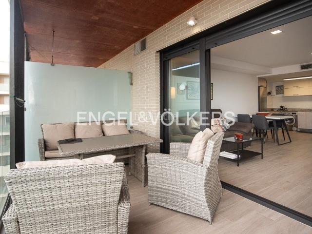 Piso en venta en Vinaròs, Casco Urbano. Moderno apartamento con vistas al mar. Pisos.