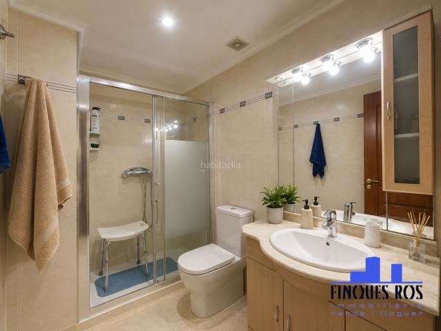 Piso en venta en Vinaròs, Casco Urbano. AMPLIO Y CENTRICO PISO EN VENTA. Pisos.