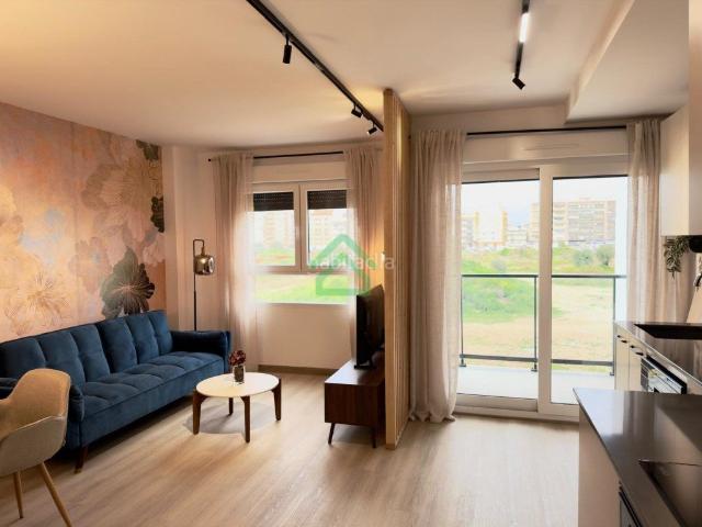 Piso en venta en Vinaròs, Casco Urbano. ESPACIO, LUZ Y CALIDAD SIN NECESIDAD DE EXPLICACIONES. Pisos.