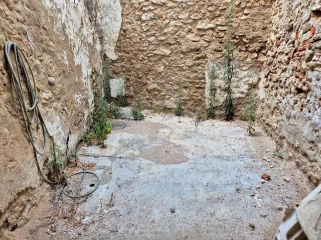 Piso en venta en Vinaròs, Casco Urbano. Piso con patio en el centro de Vinaròs, a pocos pasos del mar. Pisos.