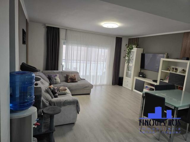 Piso en venta en Vinaròs, Casco Urbano. Pisos.