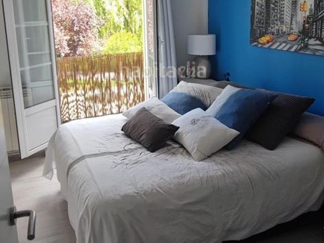 Piso en venta en Vitoria Gasteiz, Zaramaga. Piso de lujo reformado con terraza de 15 m junto al Parque del Norte. Pisos Vitoria.