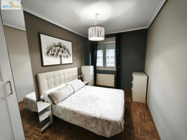 Piso en venta en Vitoria Gasteiz, Lakua