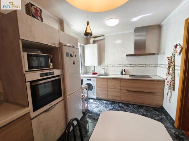 Piso en venta en Vitoria Gasteiz, Santiago El Anglo