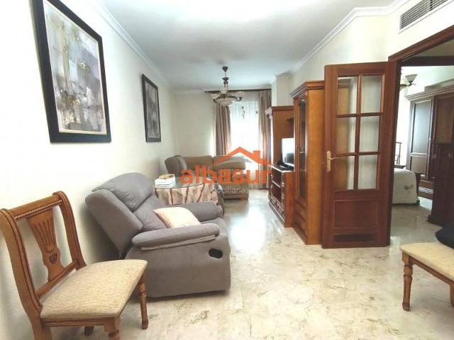 Piso en Venta en Viñuela Rescatado
