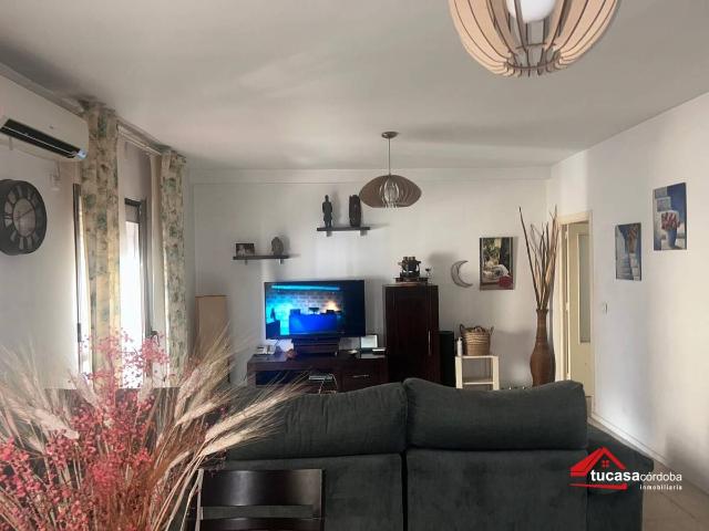 Piso en Venta en Viñuela Rescatado