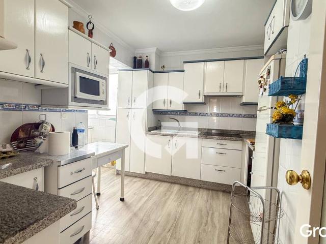 Piso en Venta en Viña Málaga