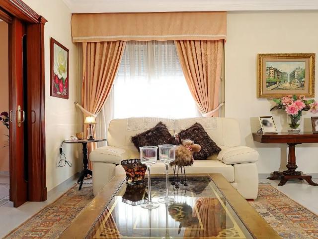 Piso en venta en Xixona. Espacio y Confort en el Centro. Pisos.