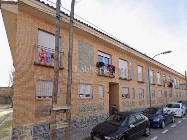 Piso en venta en Yeles. Piso de 60m con Inquilino 5.76 rentabilidad bruta Parking Ascensor. Pisos.