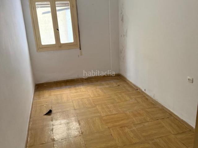 Piso en venta en Zafra. PISO PLANTA BAJA, PARA REFORMAR. Pisos.