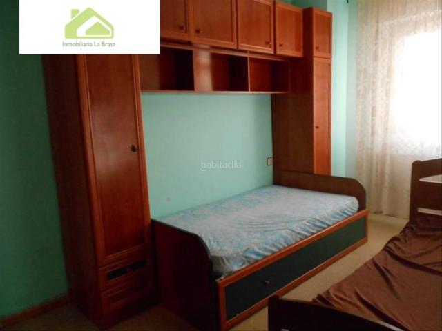 Piso en venta en Zamora, Urbanización S.XXI Carretera de Villalpando. PISO EN VENTA EN ZONA PEÑA TREVINCA DE 3 HABITACIONES. Pisos.
