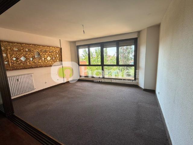 Piso en venta en Zamora, Barrios Bajos La Horta. Las Flores. Pisos.