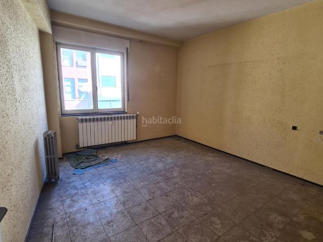 Piso en venta en Zamora, Casco Antiguo. ¡Gran oportunidad en el corazón de Zamora! Piso de 153 m² en Calle Santa Clara. Pisos.