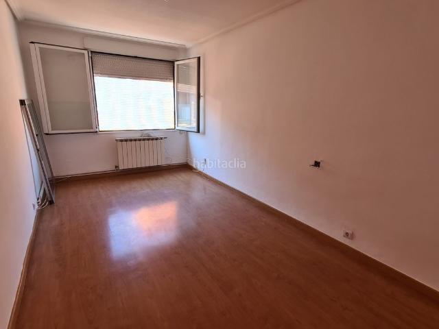 Piso en venta en Zamora, Casco Antiguo. PISO ÚLTIMA PLANTA EN EL CENTRO DE ZAMORA CUARTEL VIEJO. Pisos.