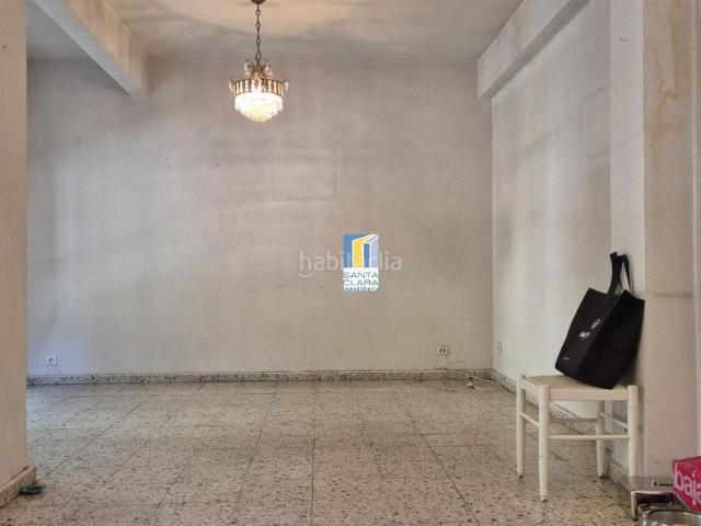 Piso en venta en Zamora, Las Viñas. PISO EN VENTA DE 4 DORMITORIOS Y 2 BAÑOS EN ZONA TRES CRUCES, ZAMORA. Pisos.