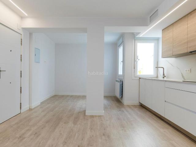 Piso en venta en Zaragoza, Barrio del Ave. PISO EN VENTA EN CALLE SANTA OROSIA. Pisos.