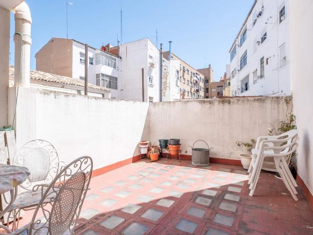Piso en venta en Zaragoza, Barrio del Ave. Piso luminoso con gran terraza en Avenida de Madrid. Pisos.