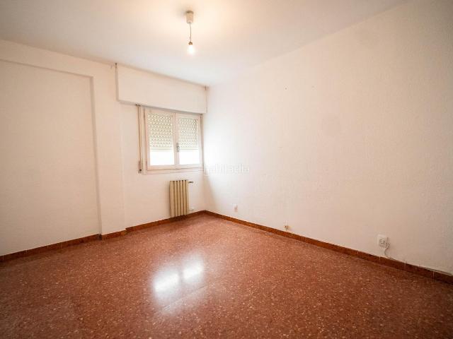 Piso en venta en Zaragoza, Barrio del Ave. PISO SANTA OROSIA. Pisos.