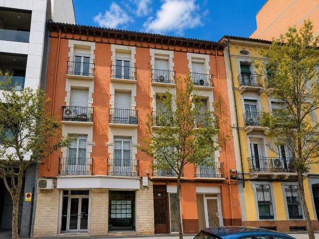 PISO en VENTA en ZARAGOZA BARRIO JESUS Avenida Cataluña Ref.: 00925