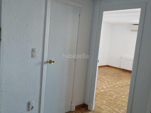Piso en venta en Zaragoza, Ciudad Jardín Parque Roma. BONITO PISO situado EN DELICIAS. Pisos.