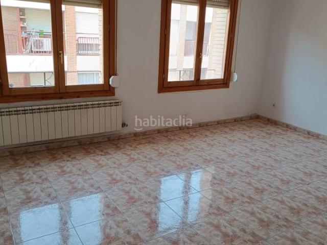 Piso en venta en Zaragoza, Ciudad Jardín Parque Roma. Piso exterior con ascensor en calle Toledo. Pisos.