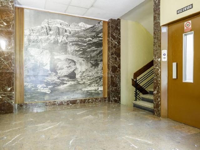 Piso en venta en Zaragoza, Ciudad Jardín Parque Roma. Pisos.