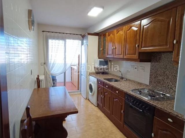 Piso en venta en Zaragoza, La Almozara. Almozara, calle Jardines de Lisboa, 4 dormitorios, 2 baños, garaje y trastero, piscina comunitaria. Pisos.