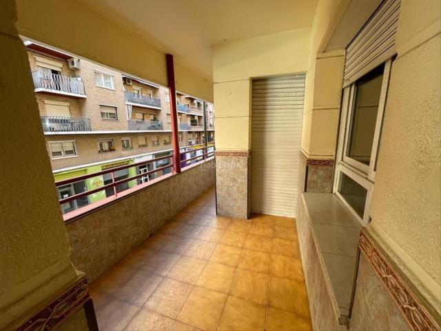 Piso en venta en Zaragoza, La Almozara. Pisos.