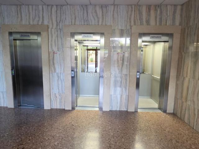 Piso en venta en Zaragoza, La Bozada Parque Delicias. Se vende piso en c Vía Hispanidad. Pisos.