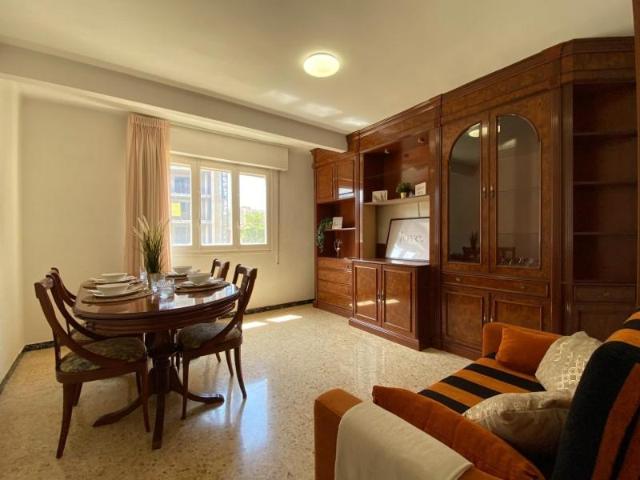 Piso en venta en Zaragoza, La Jota